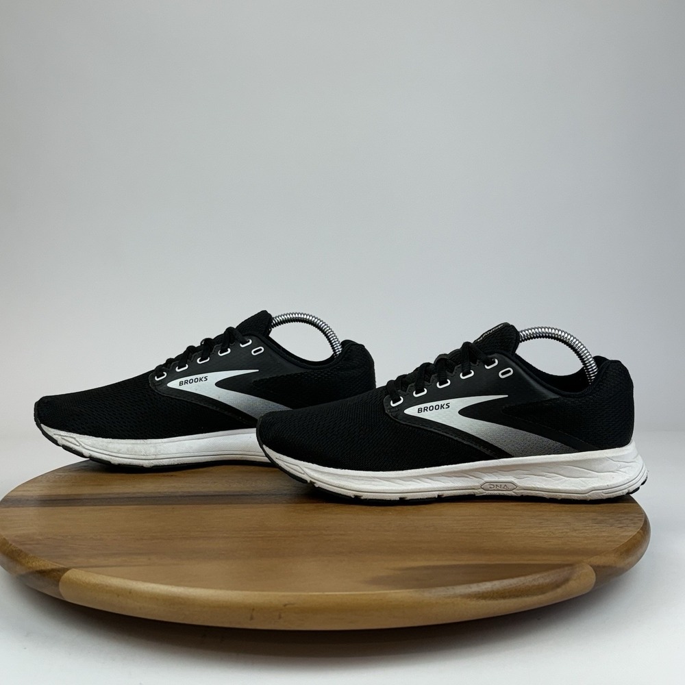 Womens Brooks Range Black Athletic Running Comfort Sneakers Shoes Size 9.5 B GUC - Picture 2 of 9